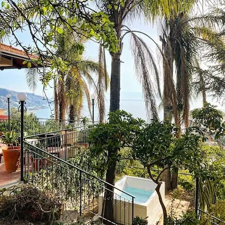 Holiday home Des Arts -